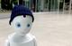 Roboterfigur mit sozialen Fähigkeiten